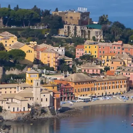 View & Hiking In Italian Riviera * Genua