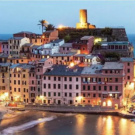 View & Hiking In Italian Riviera *