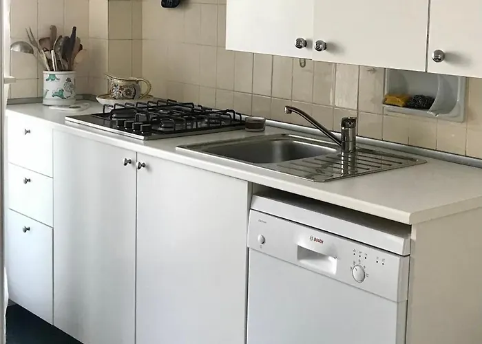 View & Hiking In Italian Riviera *