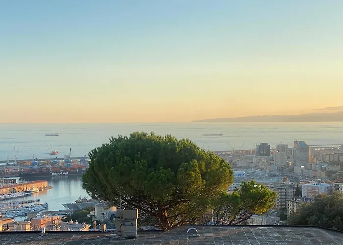 View & Hiking In Italian Riviera *