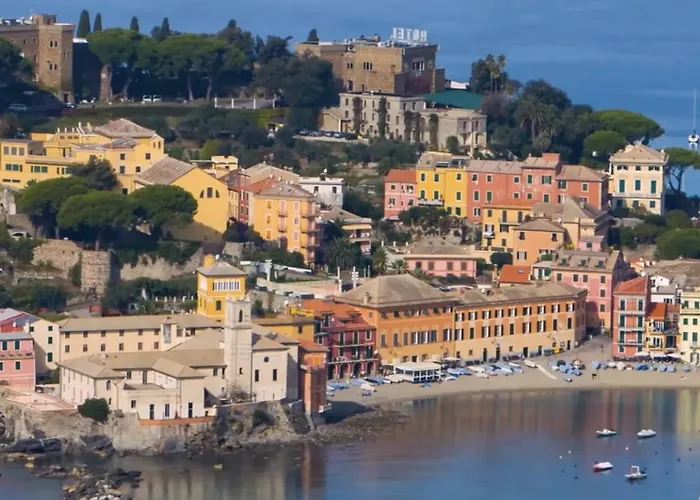 View & Hiking In Italian Riviera * Gênes