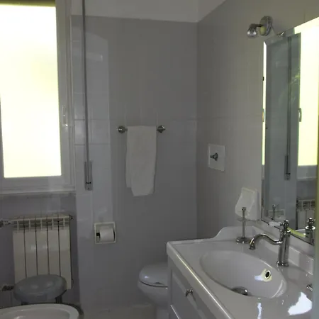 View & Hiking In Italian Riviera * Genova